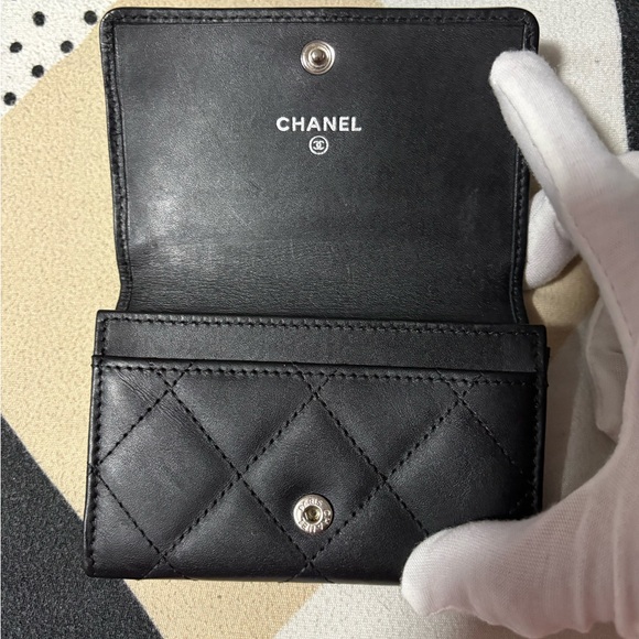 Chanel Black Quilted Card Holder - Picture 7 of 13